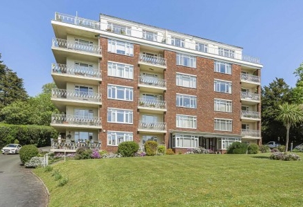Torwood Court, Old Torwood Road